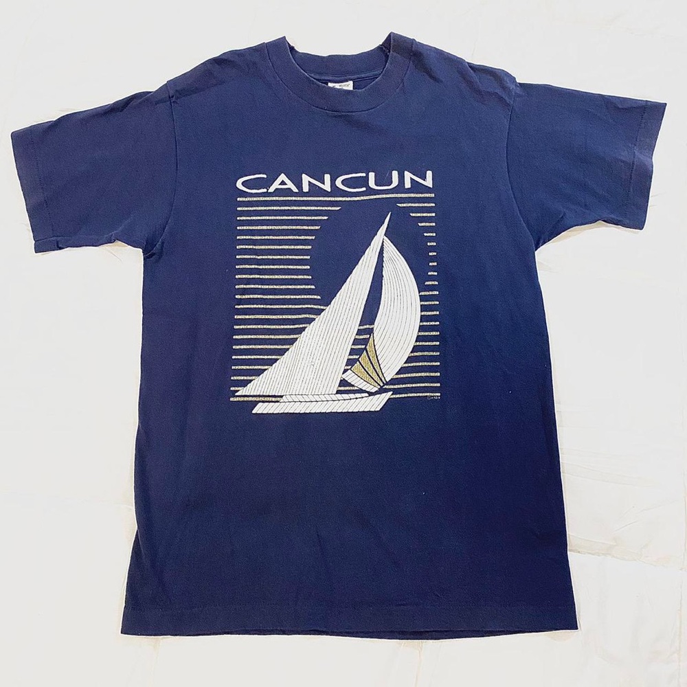 VINTAGE 90s CANCUN TOURIST T-SHIRT